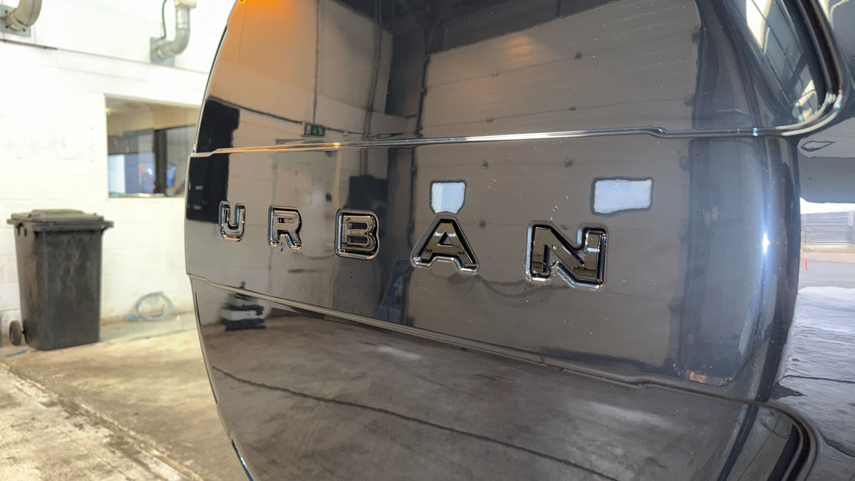 Land Rover Defender 110 Urban Image 27