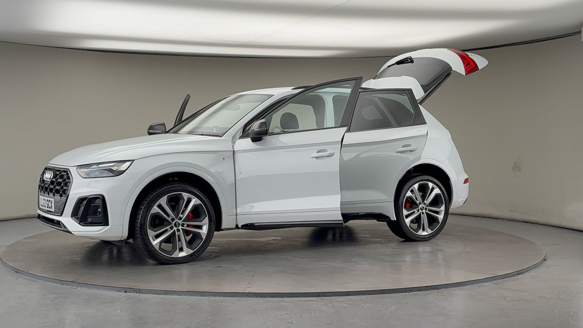 More views of Audi Q5