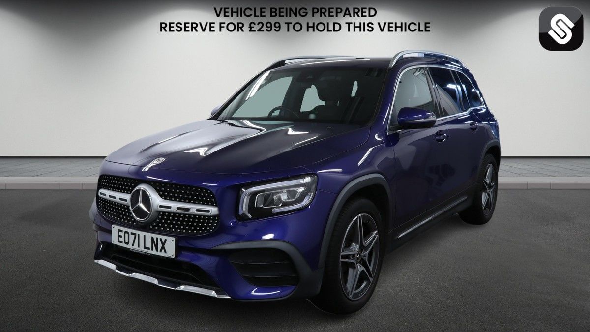 Mercedes-Benz GLB Image 2