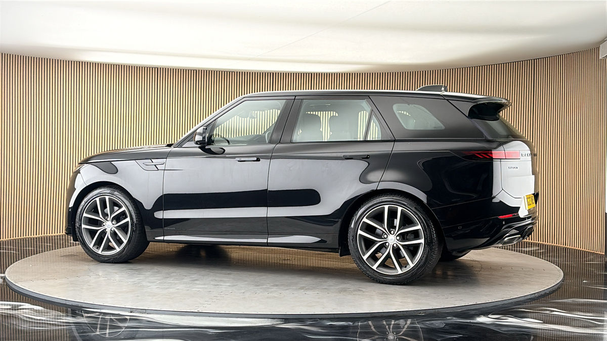 More views of Land Rover Range Rover Sport