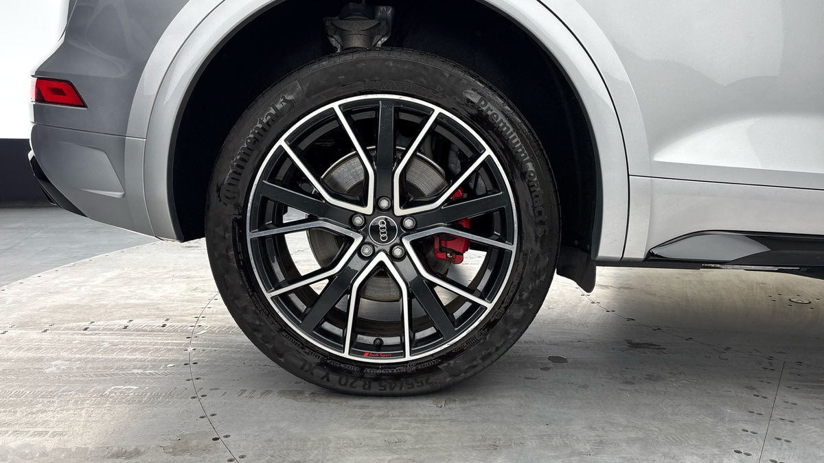 Audi Q5 Image 10