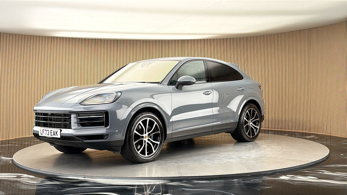Porsche Cayenne Image 20