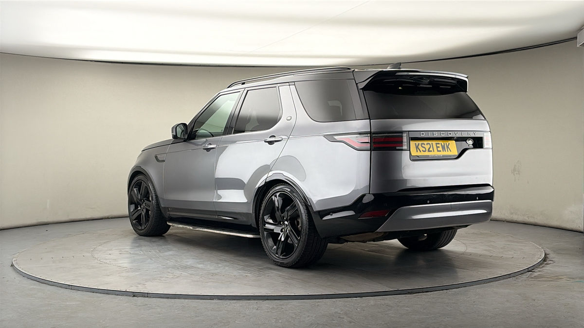 Land Rover Discovery Image 2