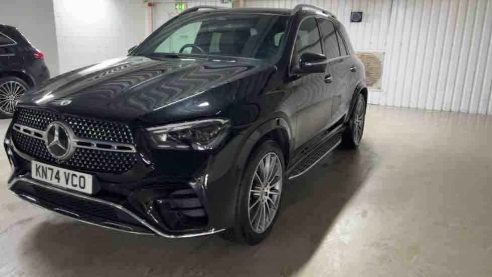 More views of Mercedes-Benz GLE