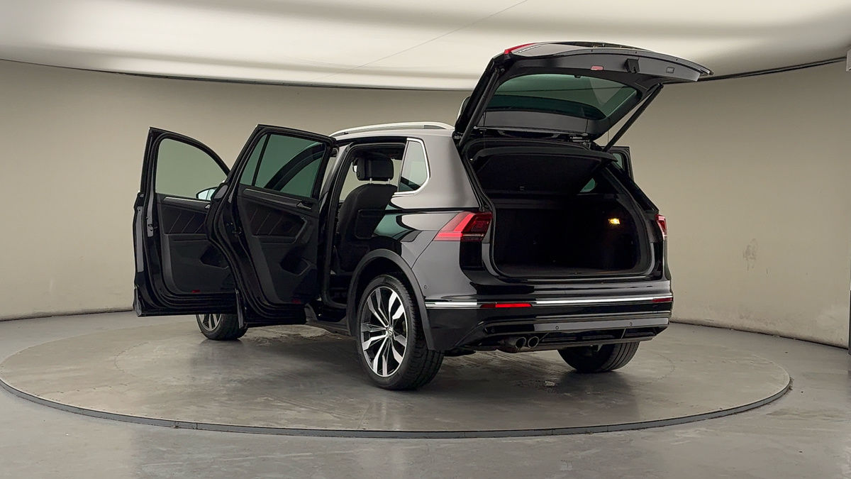Volkswagen Tiguan Image 23
