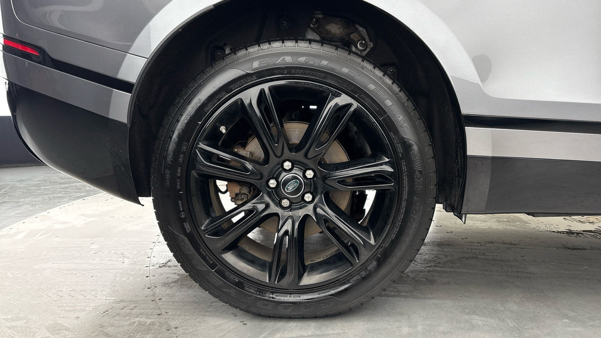 Land Rover Range Rover Velar Image 10