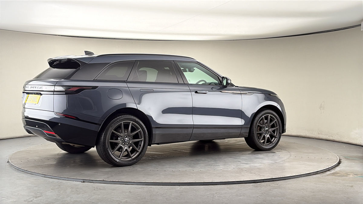 More views of Land Rover Range Rover Velar