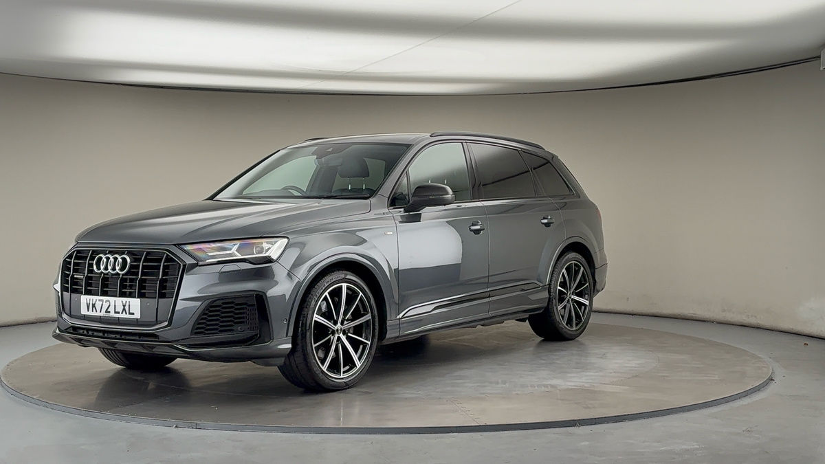 More views of Audi Q7