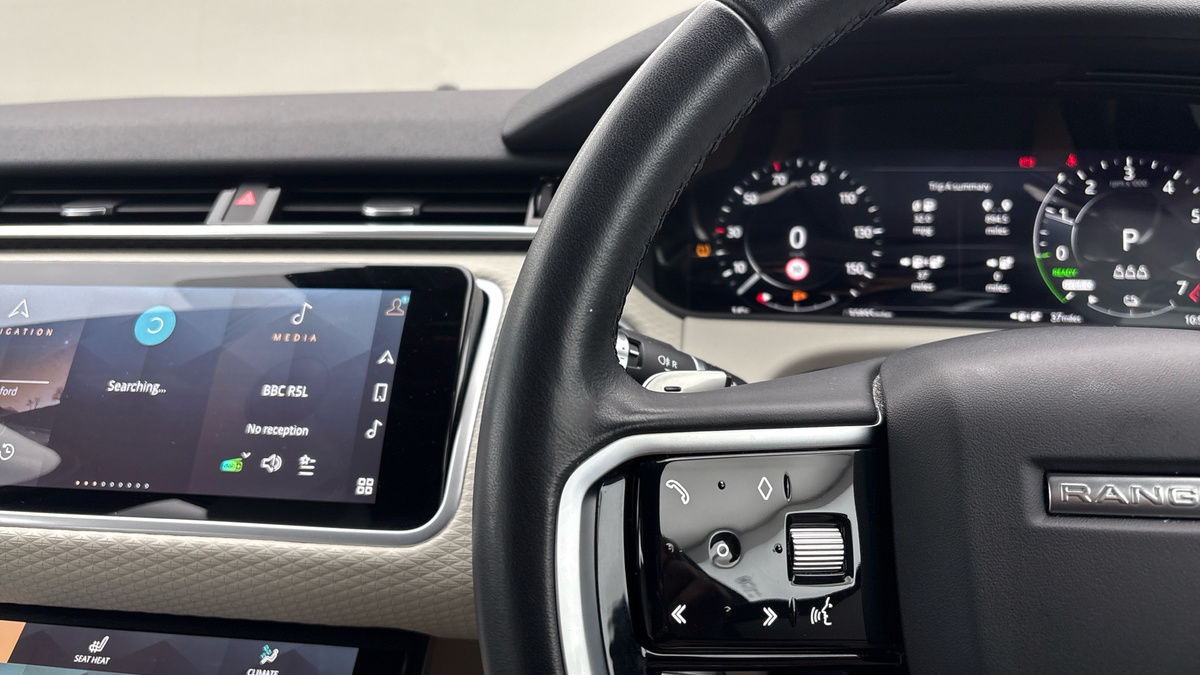 Land Rover Range Rover Velar Image 13