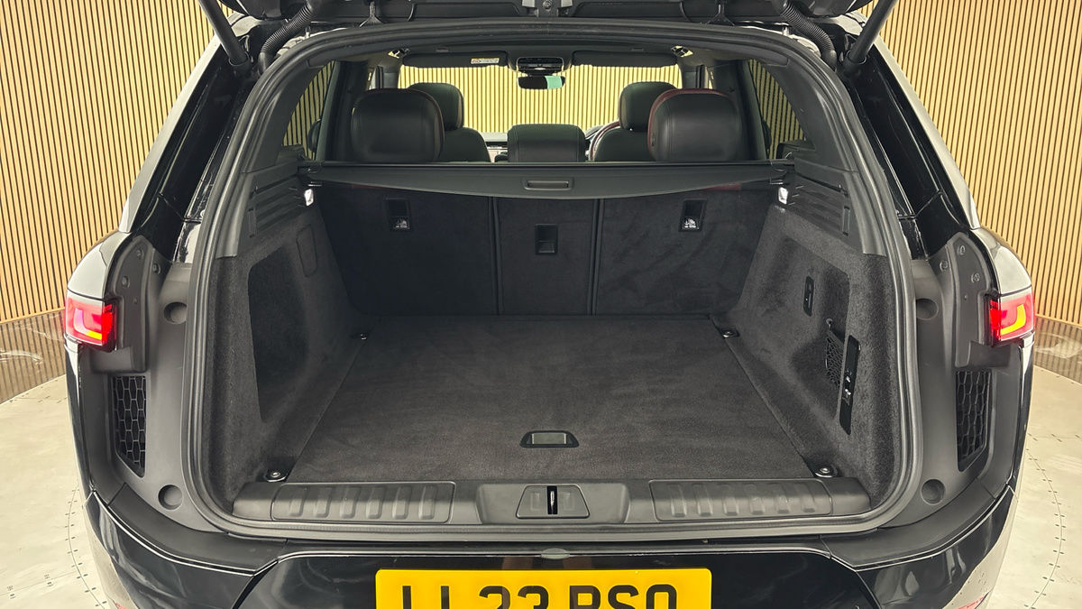 Land Rover Range Rover Sport Image 11