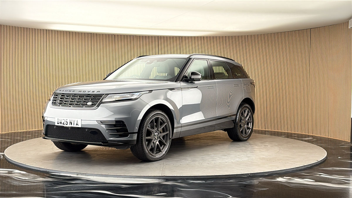 More views of Land Rover Range Rover Velar