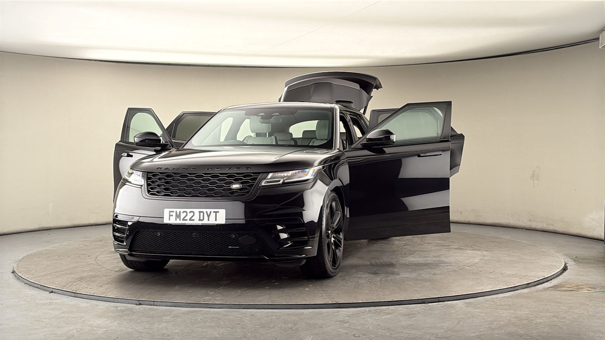 More views of Land Rover Range Rover Velar