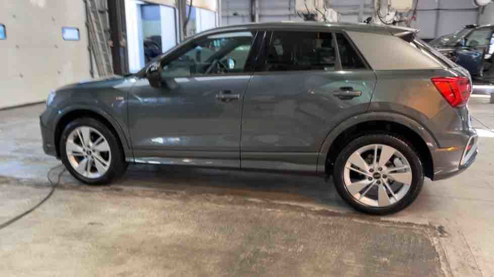 More views of Audi Q2