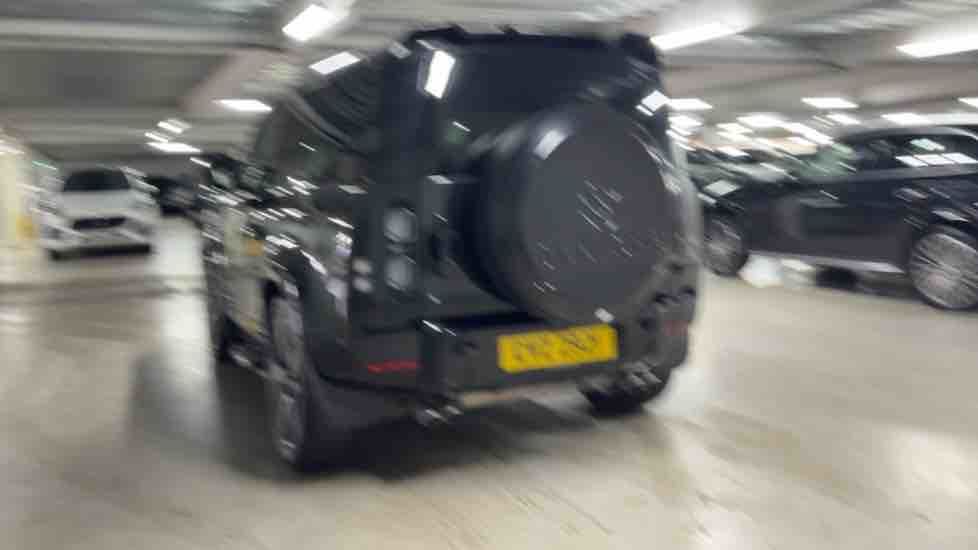 More views of Land Rover Defender 90