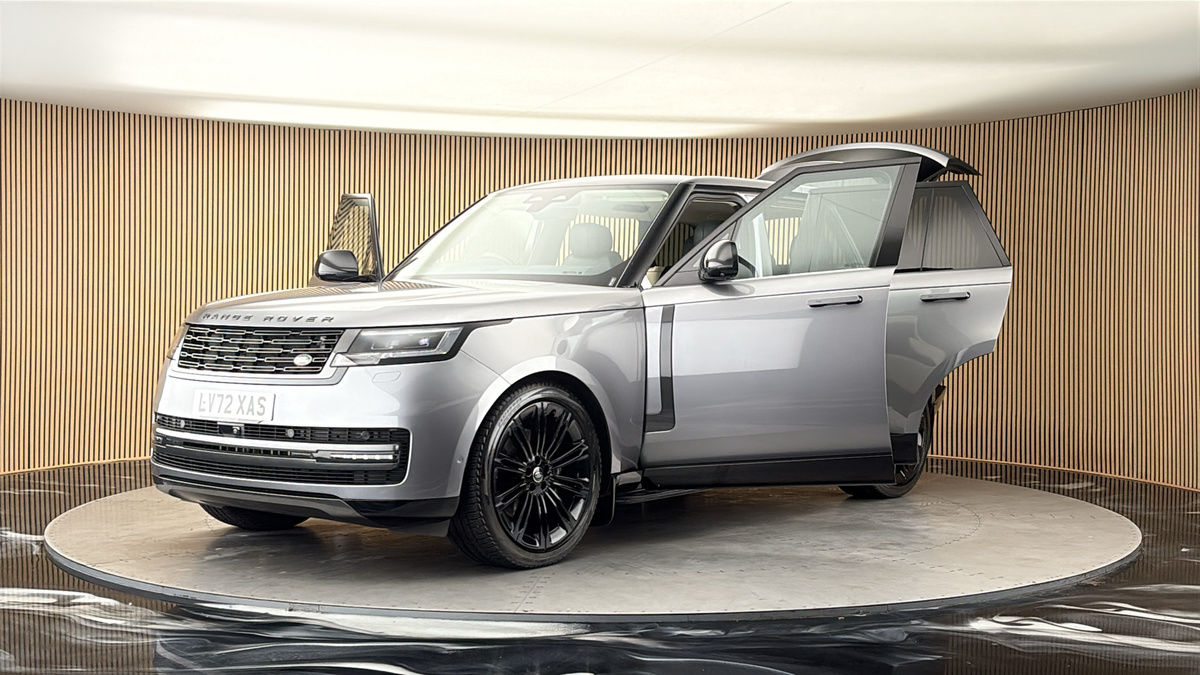 More views of Land Rover Range Rover