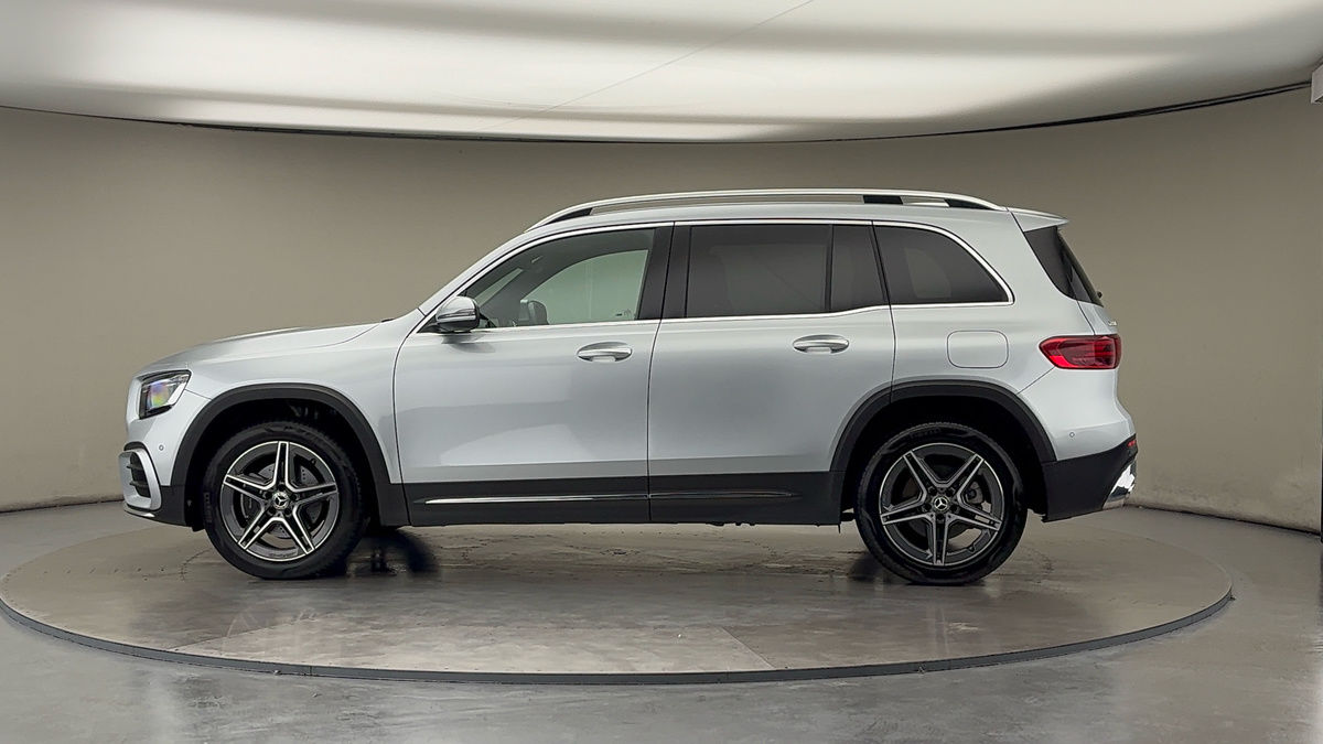 More views of Mercedes-Benz GLB