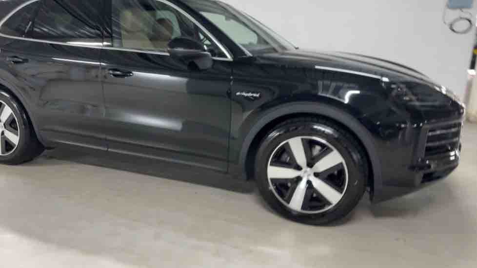 More views of Porsche Cayenne