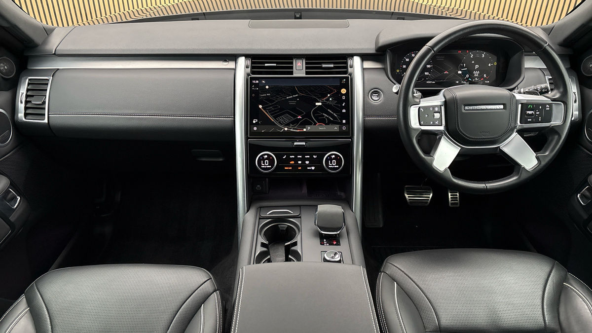 Land Rover Discovery Image 12