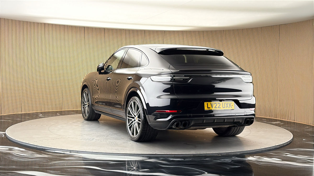 More views of Porsche Cayenne