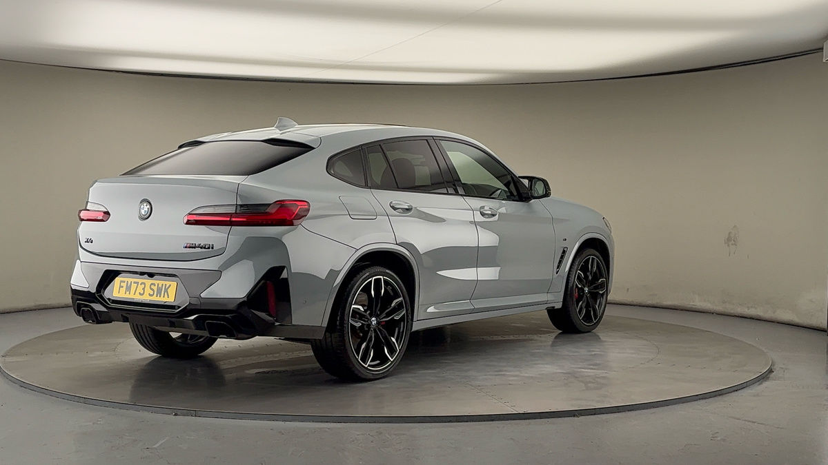 More views of BMW X4