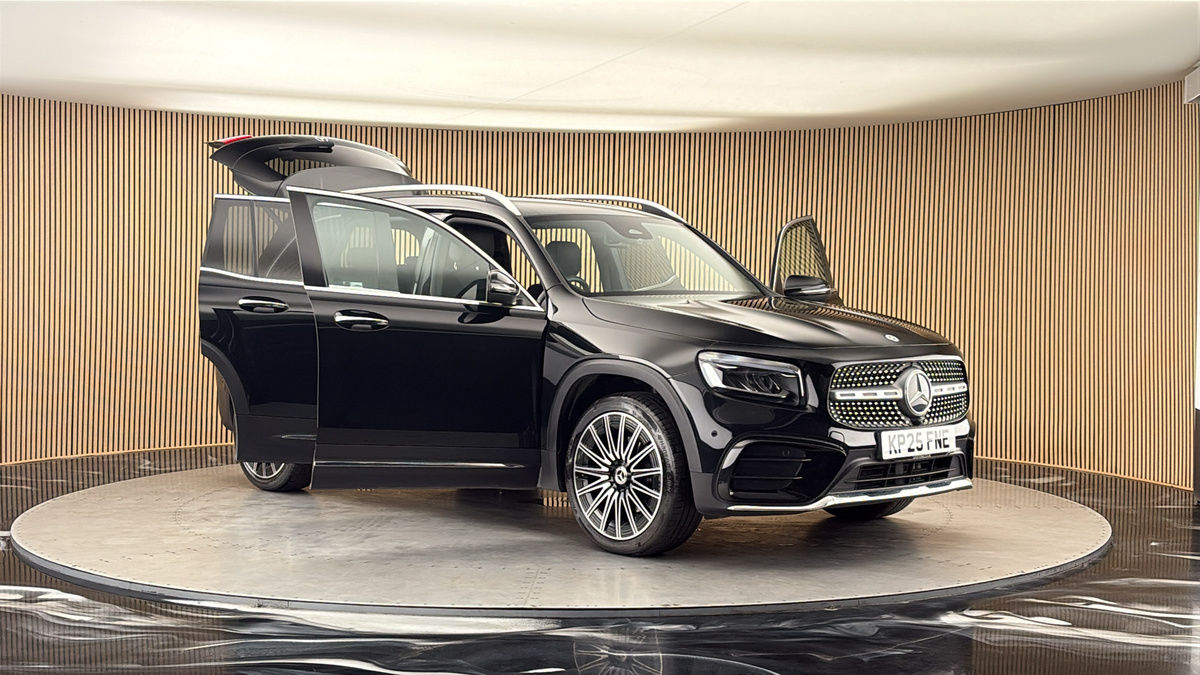 More views of Mercedes-Benz GLB