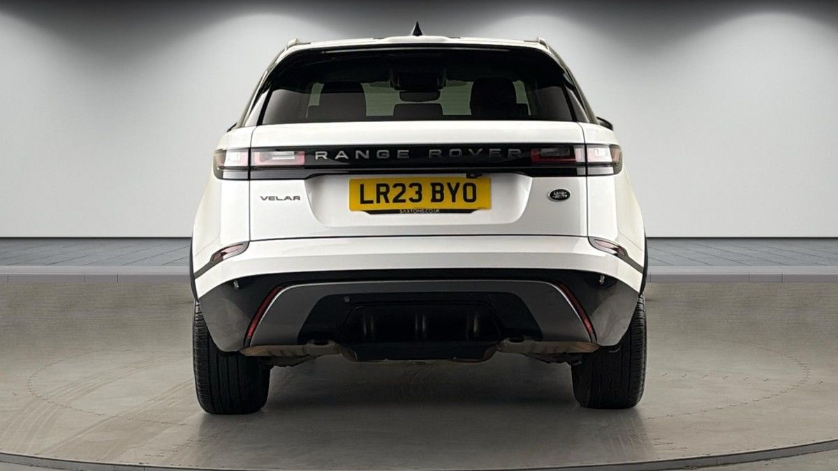 Land Rover Range Rover Velar Image 4