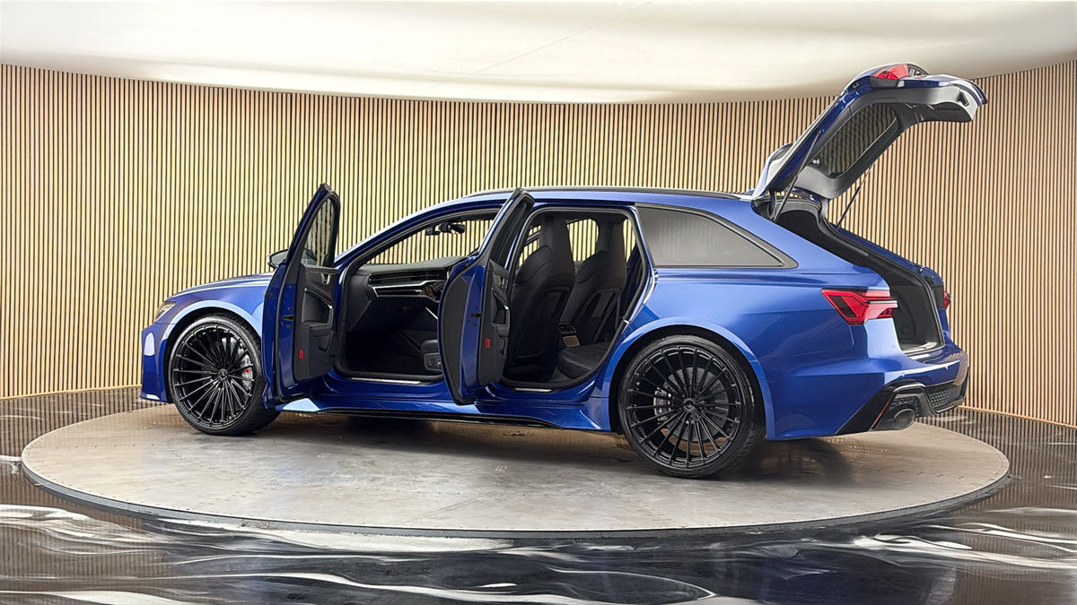 More views of Audi RS6 Avant