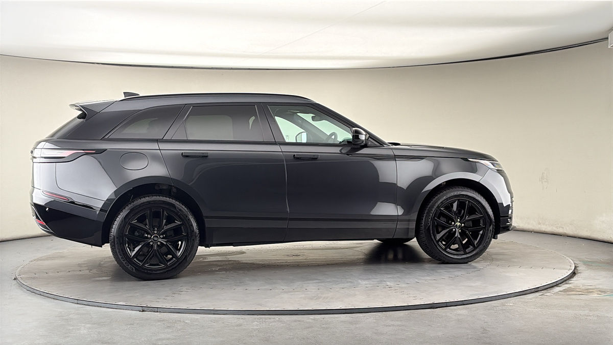 More views of Land Rover Range Rover Velar