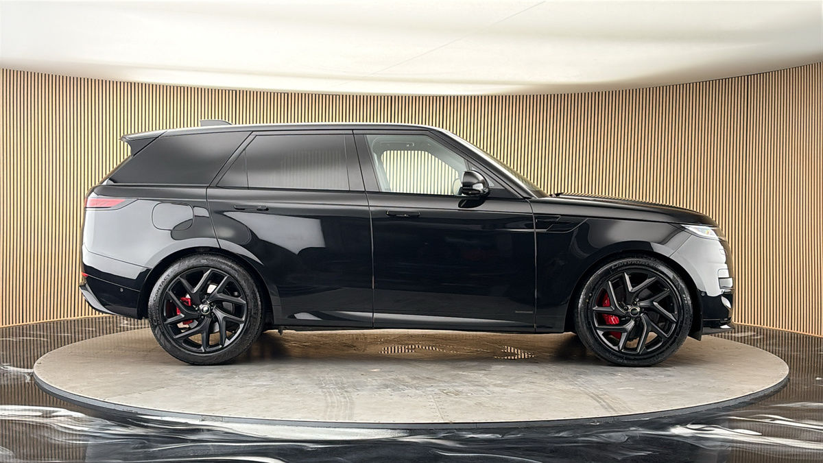 Land Rover Range Rover Sport Image 16