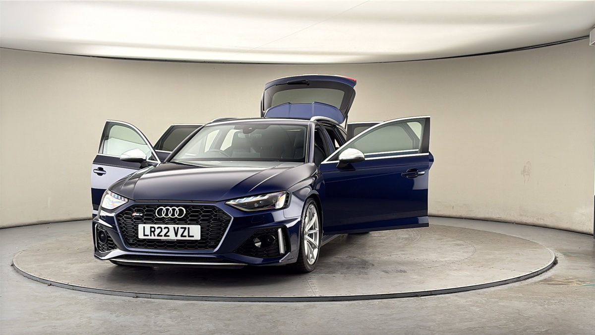 More views of Audi RS4 Avant