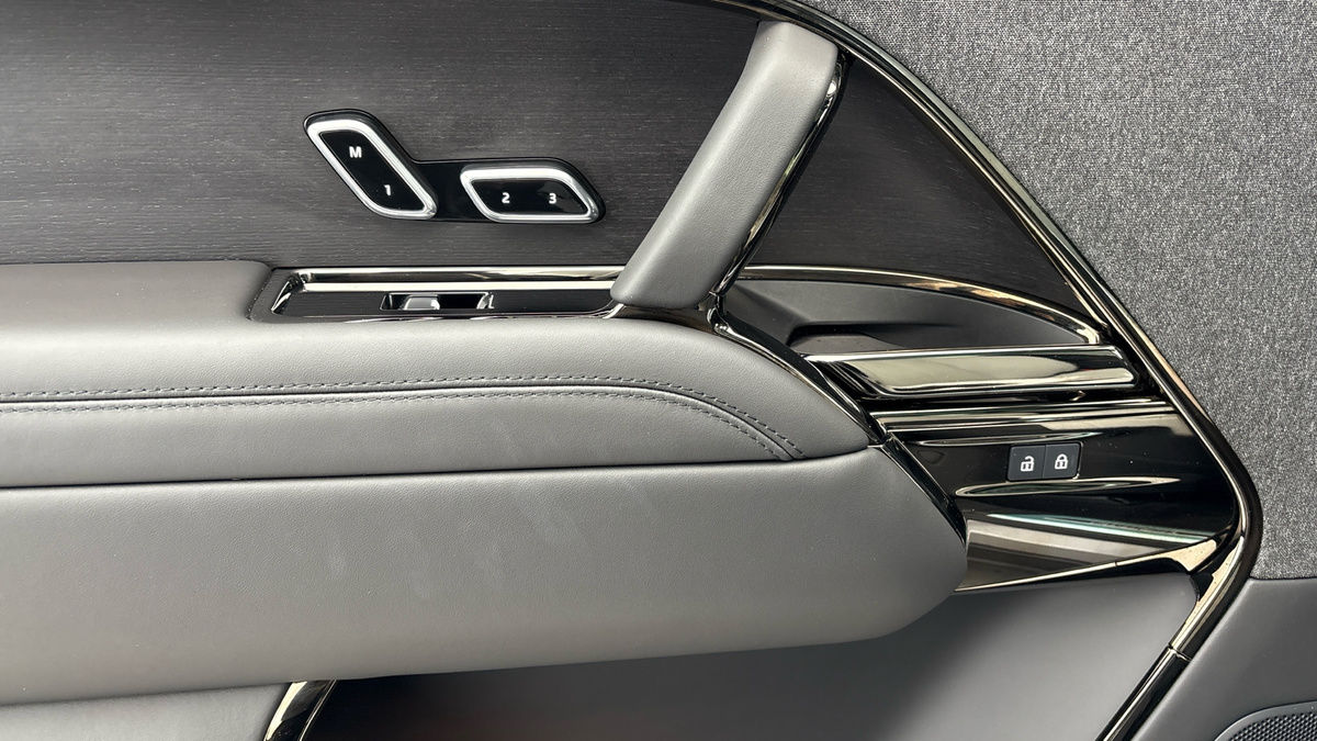 Land Rover Range Rover Sport Image 19