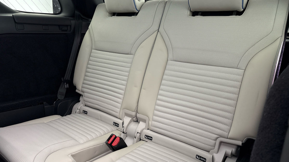 Land Rover Discovery Image 26