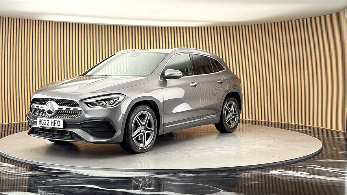More views of Mercedes-Benz GLA