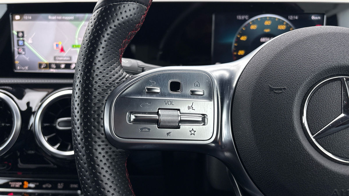 Mercedes-Benz A Class Image 13