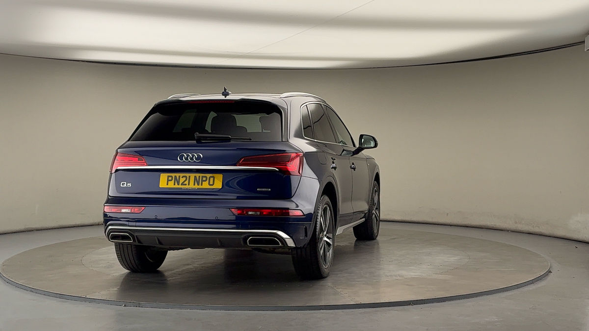 More views of Audi Q5