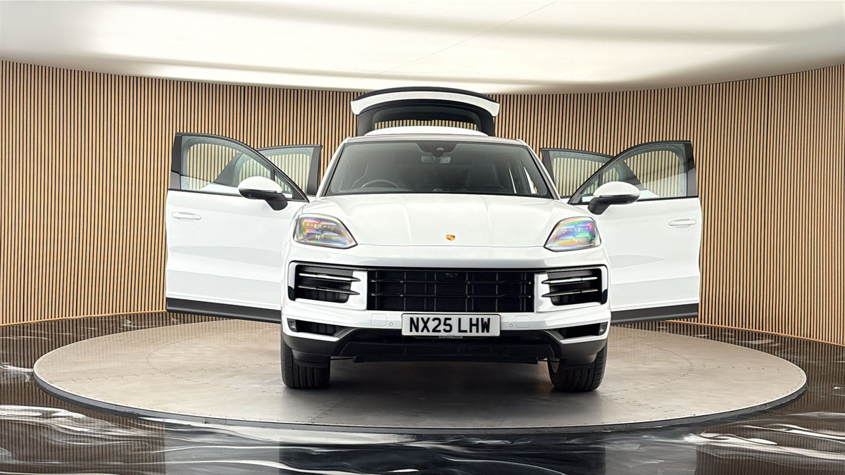More views of Porsche Cayenne