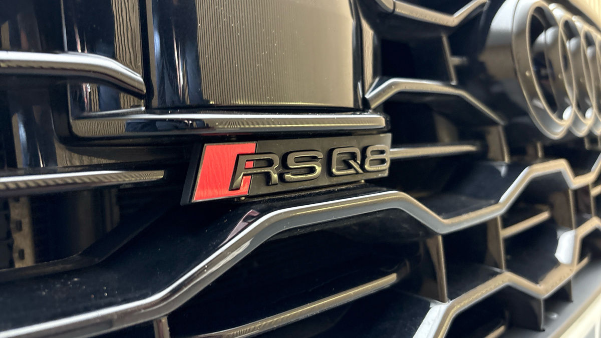 Audi RSQ8 Image 27
