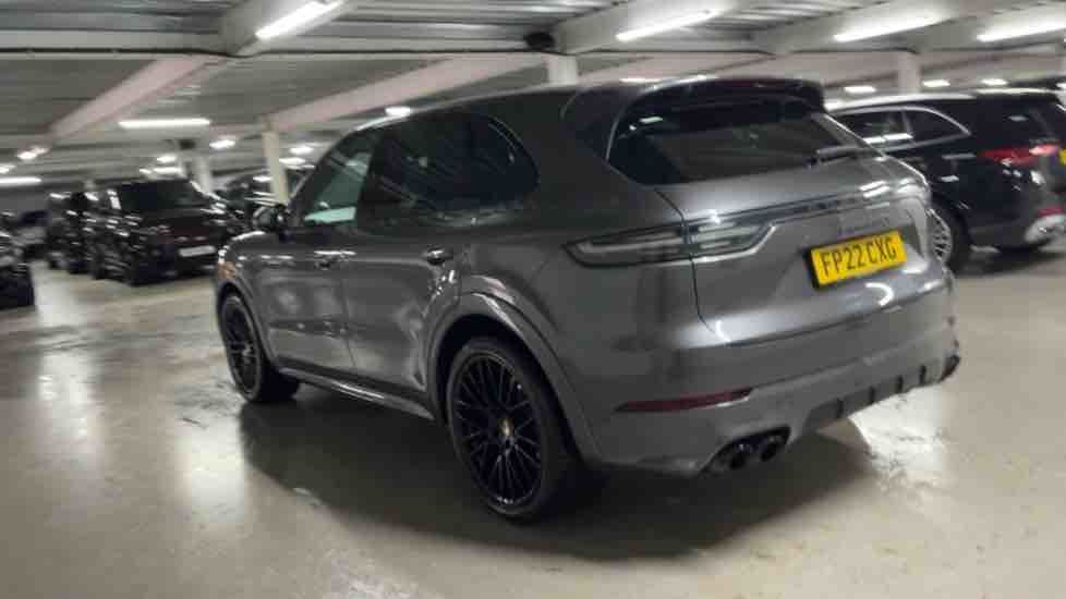 More views of Porsche Cayenne