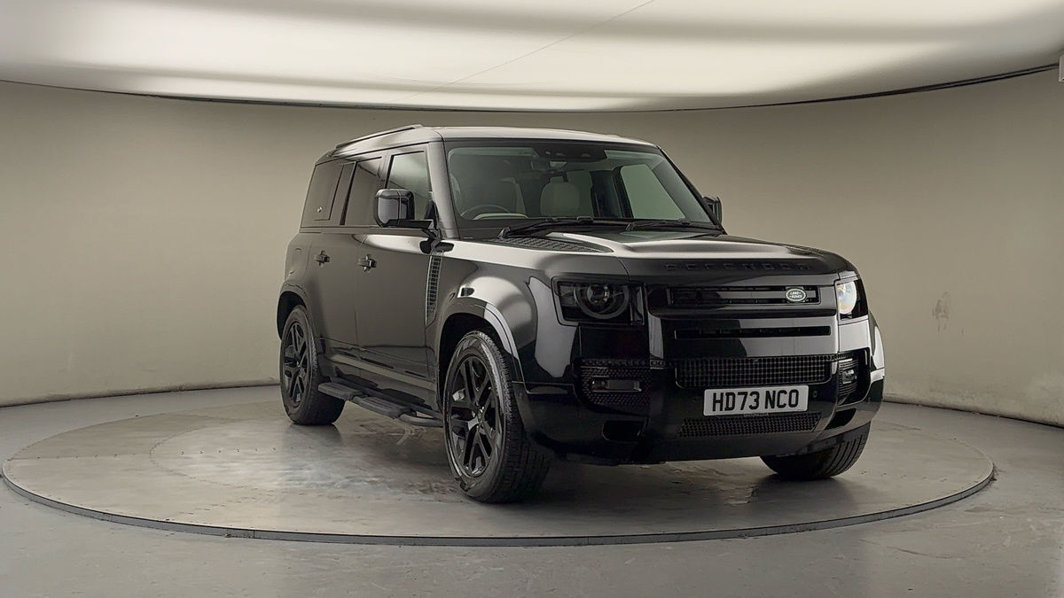 More views of Land Rover Defender 110