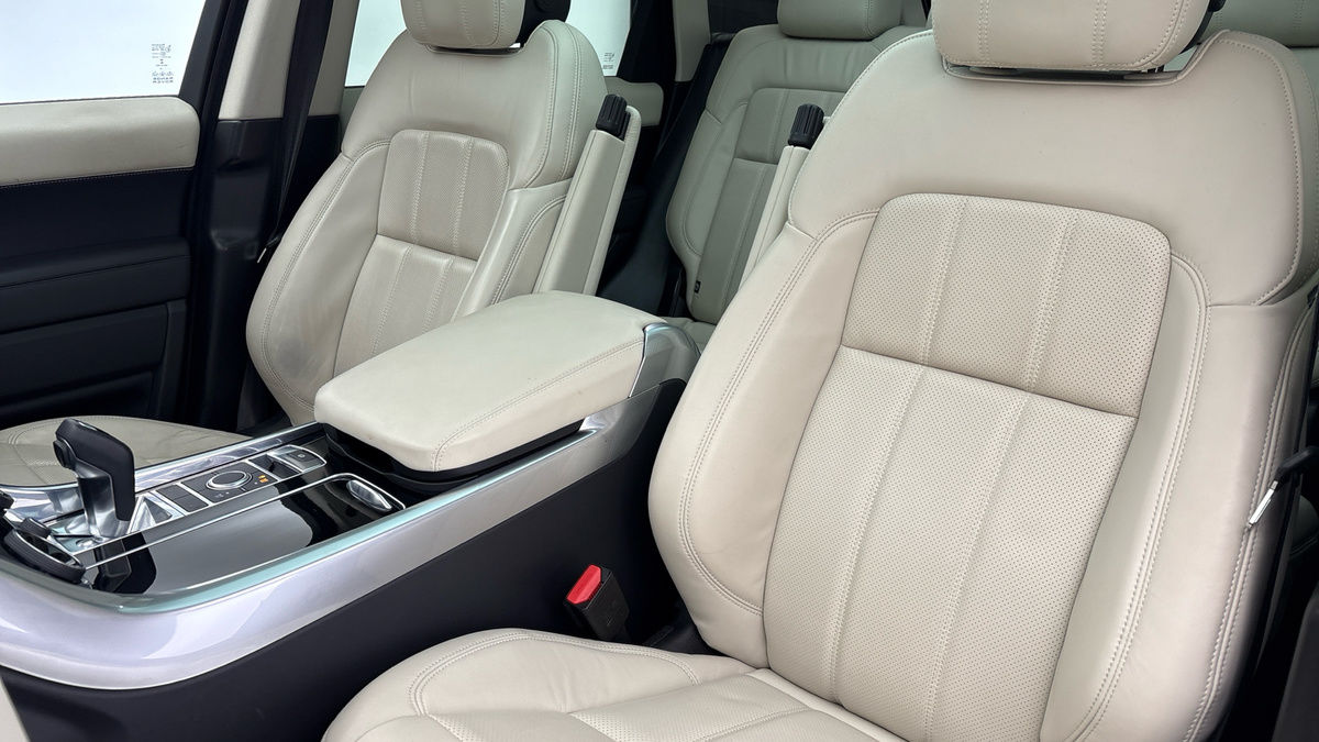 Land Rover Range Rover Sport Image 7
