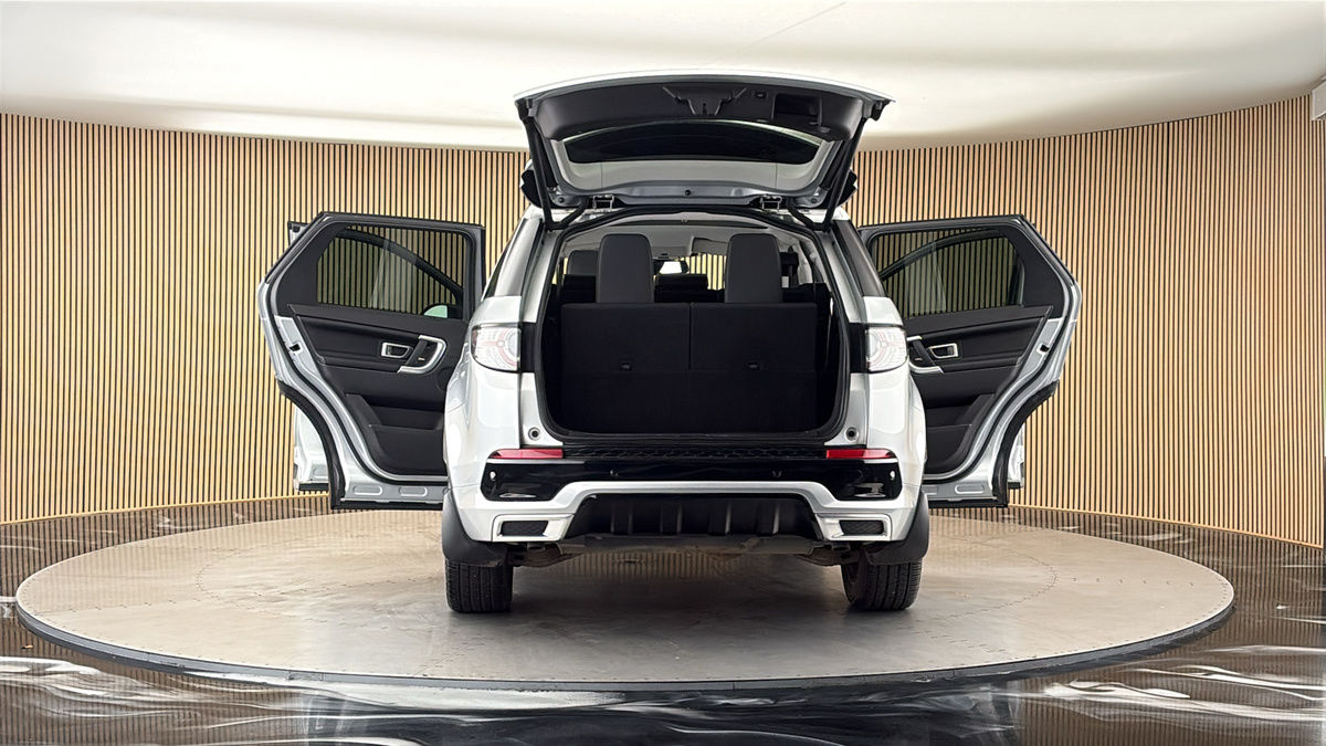 More views of Land Rover Discovery Sport