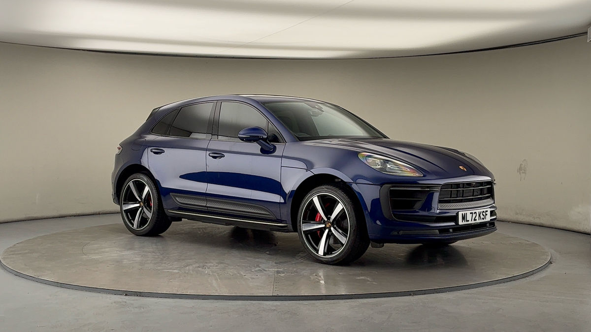 More views of Porsche Macan