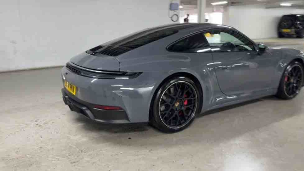More views of Porsche 911