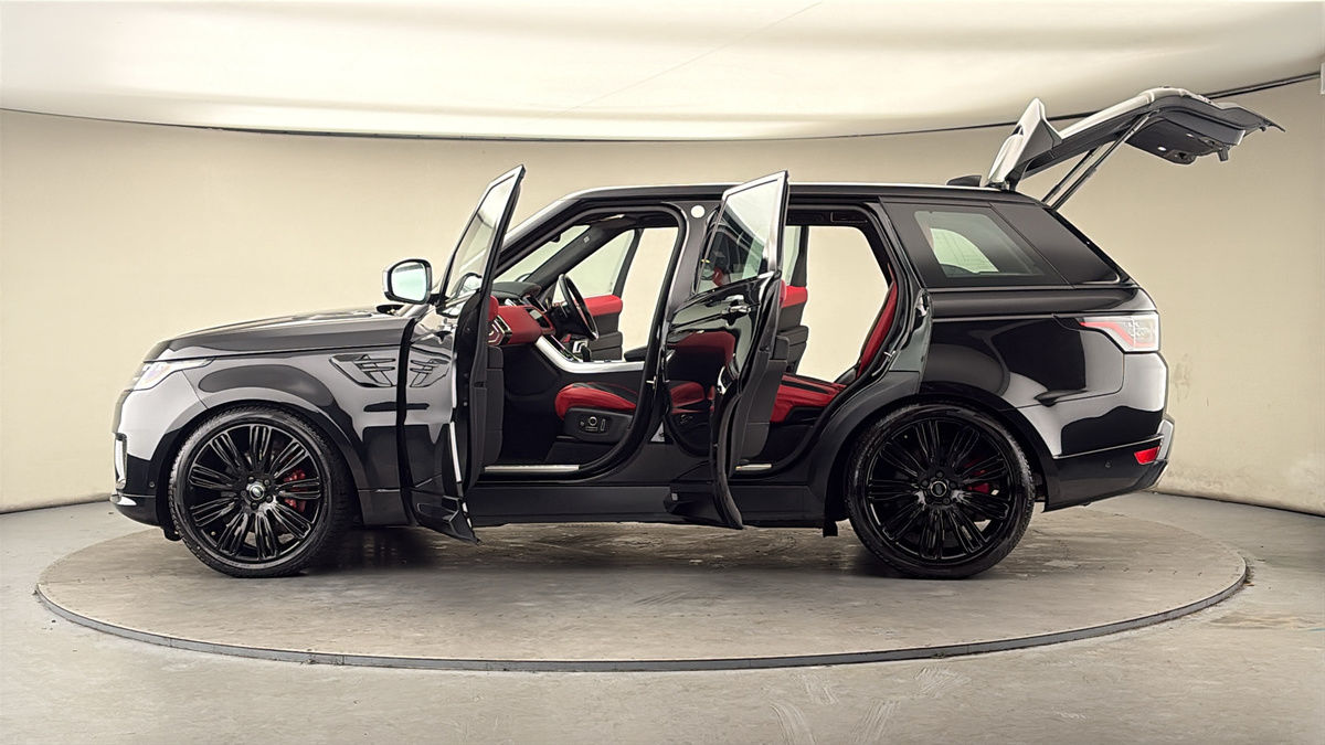 More views of Land Rover Range Rover Sport