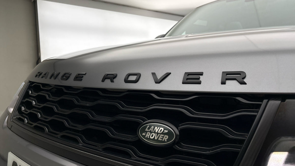Land Rover Range Rover Sport Image 24