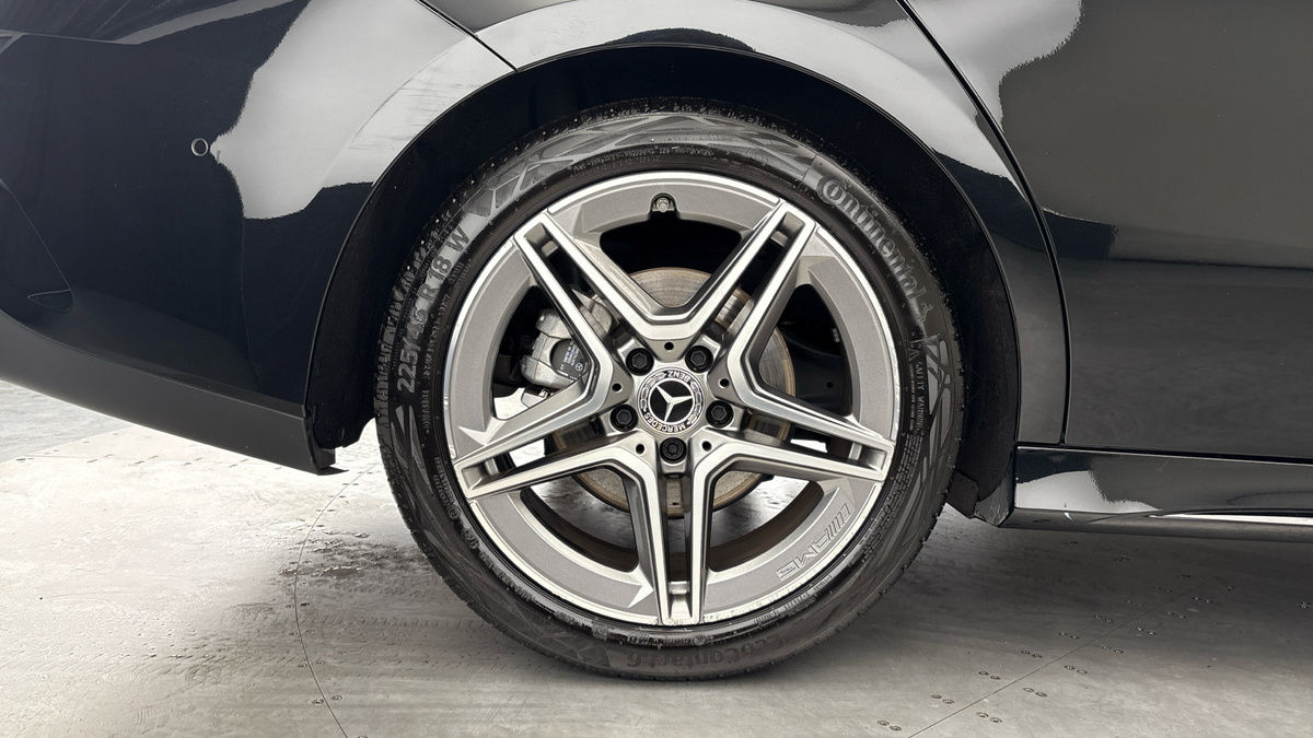 Mercedes-Benz CLA Image 10