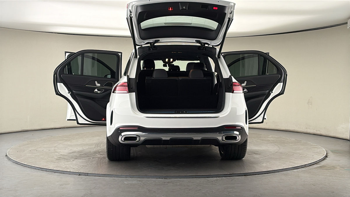 More views of Mercedes-Benz GLE