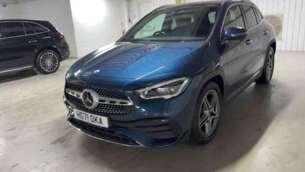 More views of Mercedes-Benz GLA