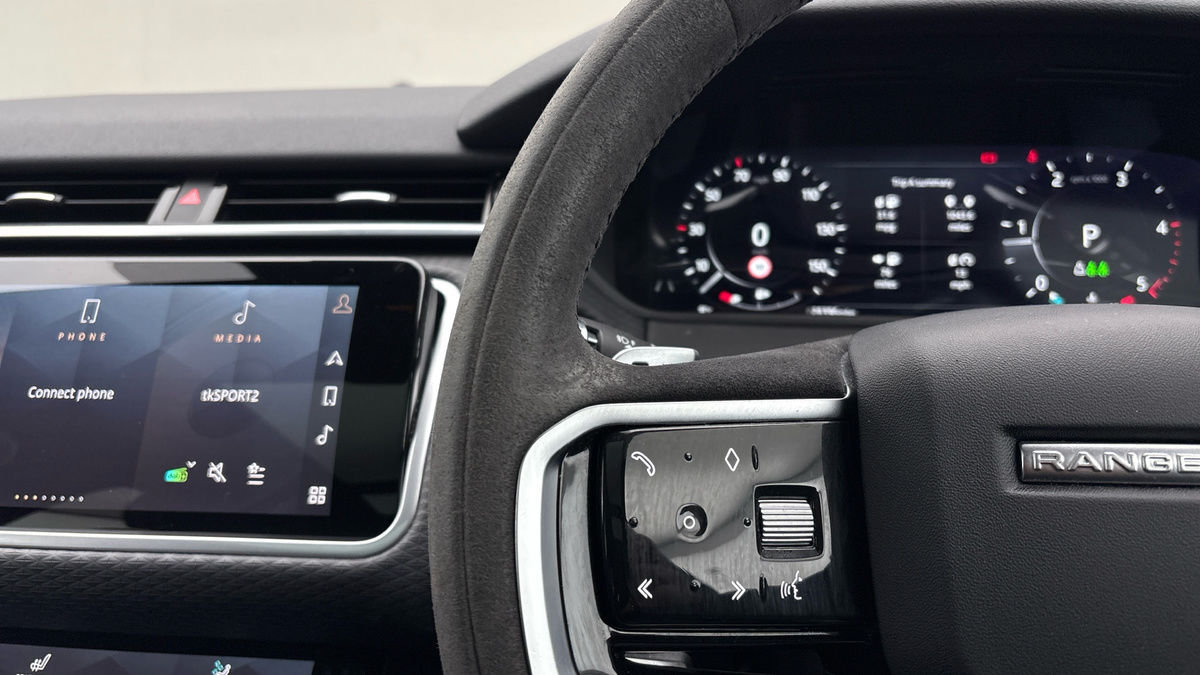 Land Rover Range Rover Velar Image 13