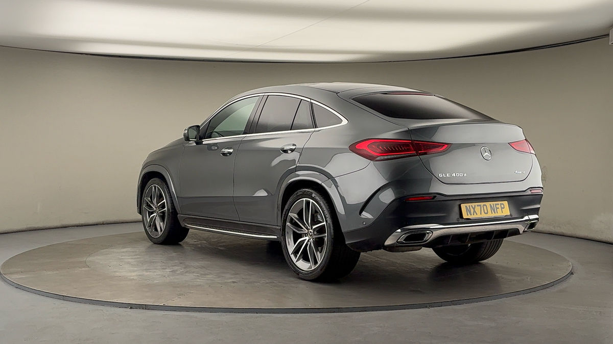 Mercedes-Benz GLE Image 2